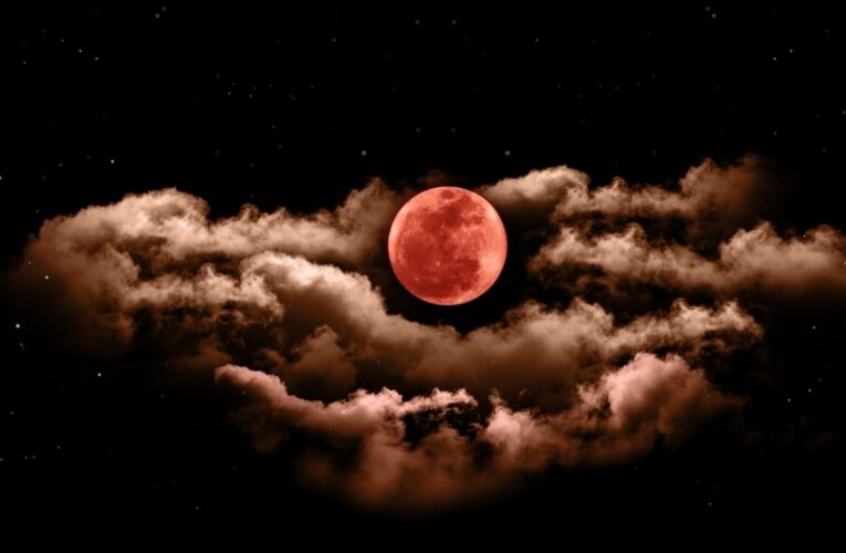 Do’s and Don’ts during Lunar Eclipse